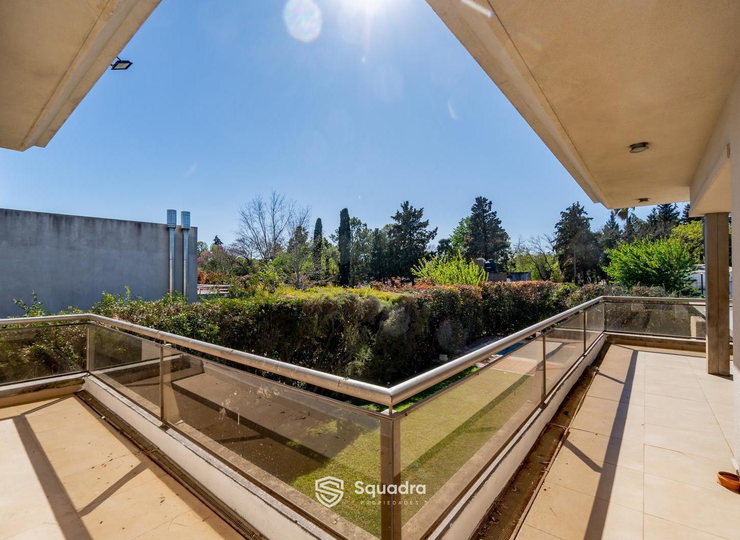 Foto de VENTA | PERMUTA - Casa 4 dormitorios, piscina, parrillero y cochera, imagen 5