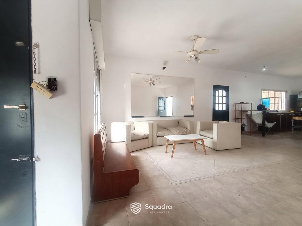Foto de VENTA | PERMUTA - Casa de 2 dormitorios con cochera y balcón - Barrio, imagen 5