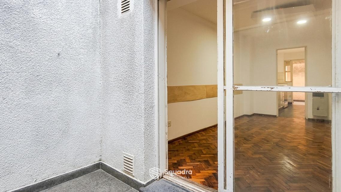 Foto de VENTA - Departamento 1 dormitorio con 2 patios - Barrio Martin, Rosario., imagen 5