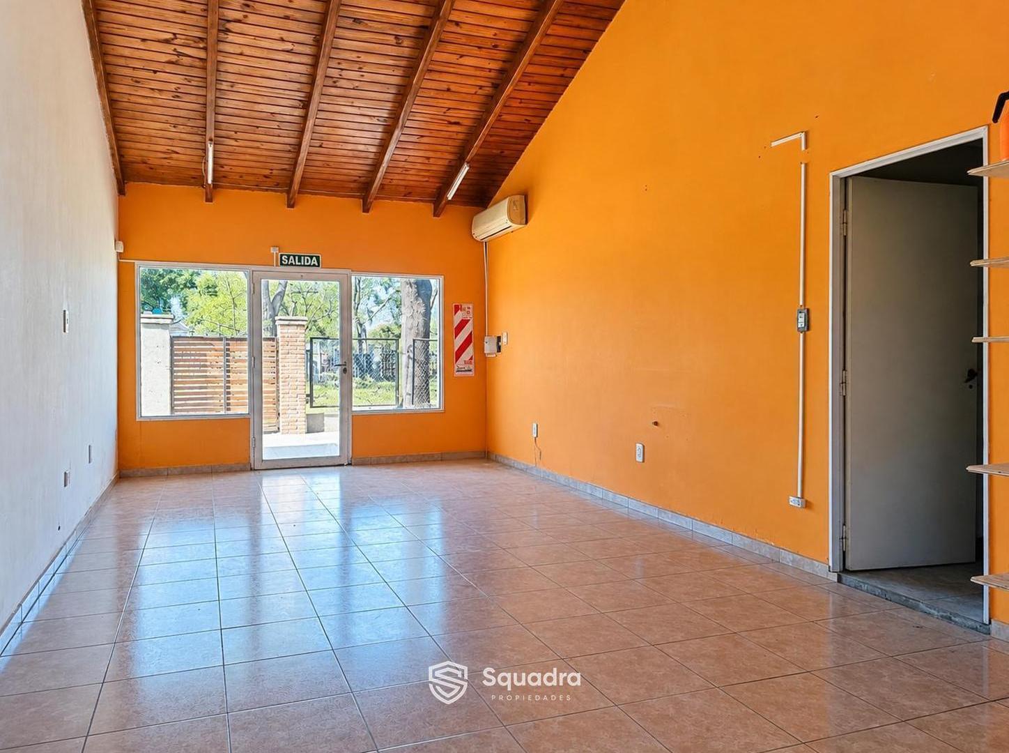 Foto de VENTA | PERMUTA - Casa de 2 dormitorios con local y garage en Pueblo, imagen 5