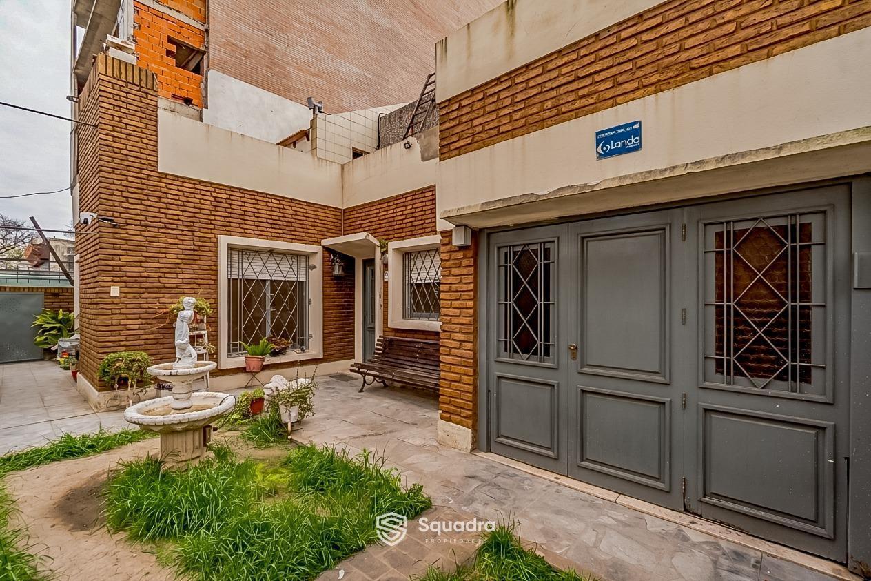 Foto de VENTA | PERMUTA - Casa de 3 dormitorios con jardín - Roque Saenz Peña, imagen 1