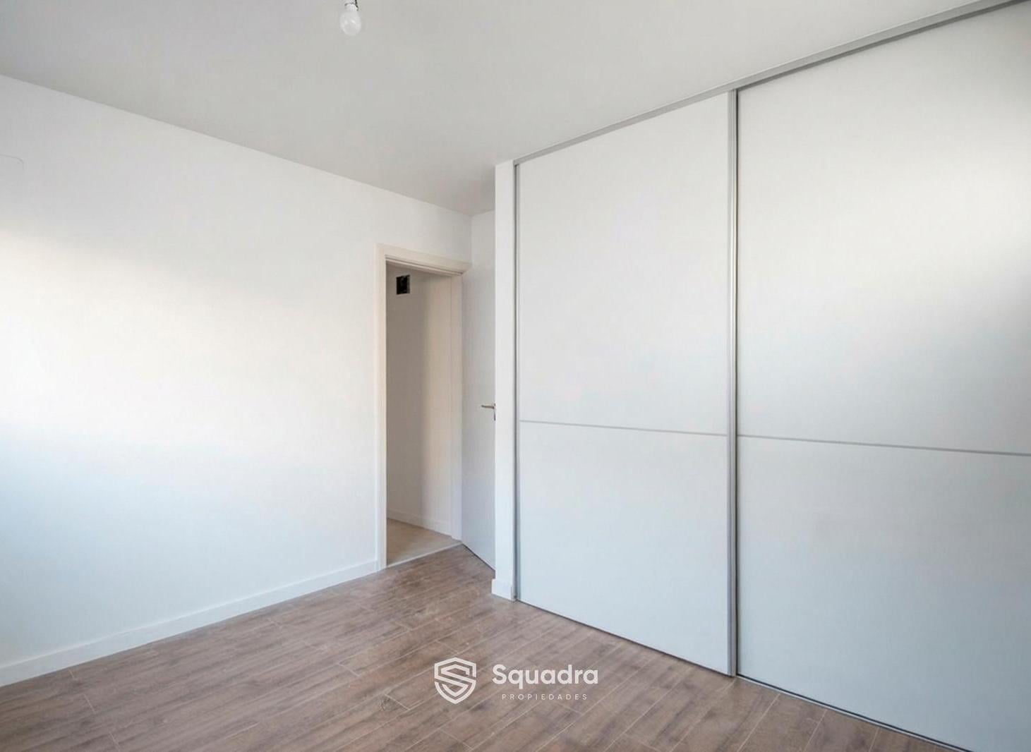 Foto de VENTA - Dúplex 3 dormitorios con cochera Patio y Terraza con parrillero, imagen 3