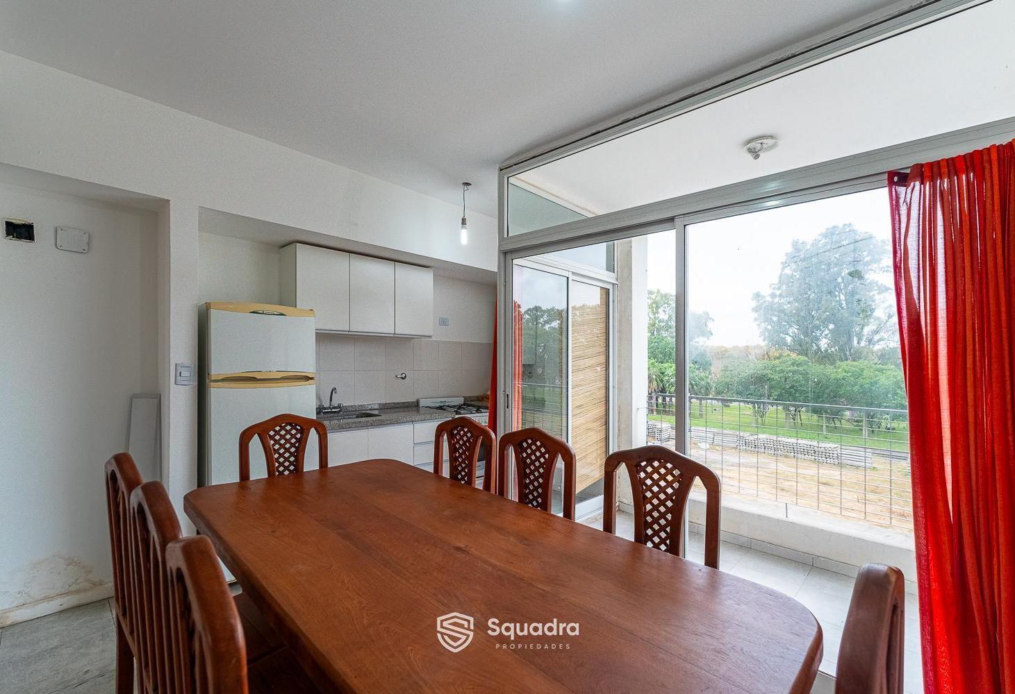 Foto de VENTA | PERMUTA - Departamento dúplex de 2 dormitorios con balcón - G, imagen 1