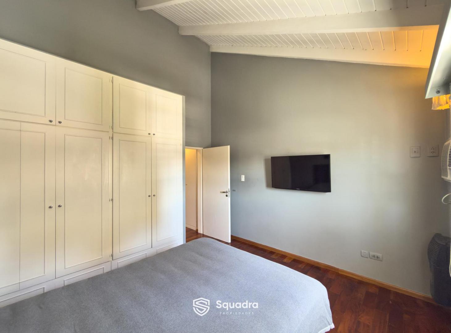 Foto de VENTA - Casa de 3 Dormitorios con Patio y Parrillero - Barrio Abasto, imagen 5