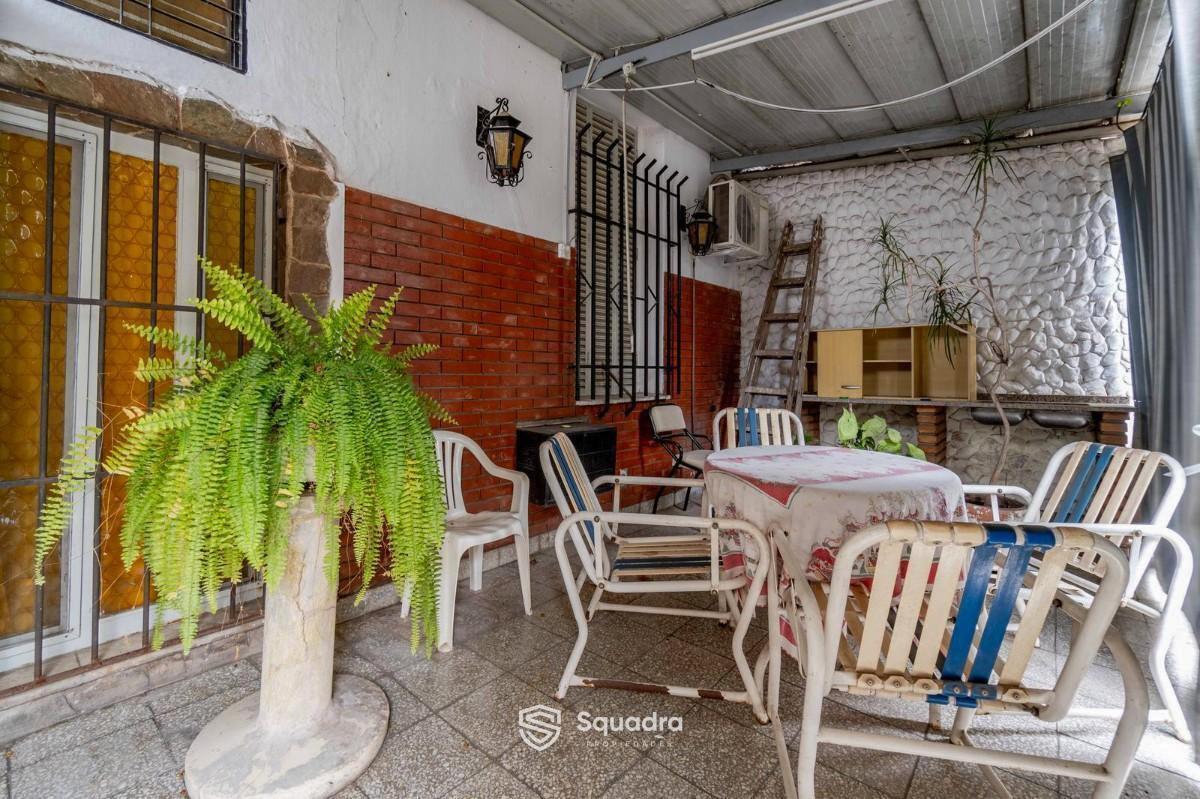 Foto de VENTA | PERMUTA - Casa de 3 dormitorios, patio, quincho y cochera, imagen 3