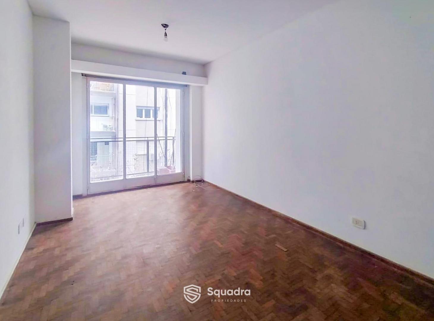 Foto de VENTA - Departamento de 2 dormitorios, con balcón al frente - Zona, imagen 2