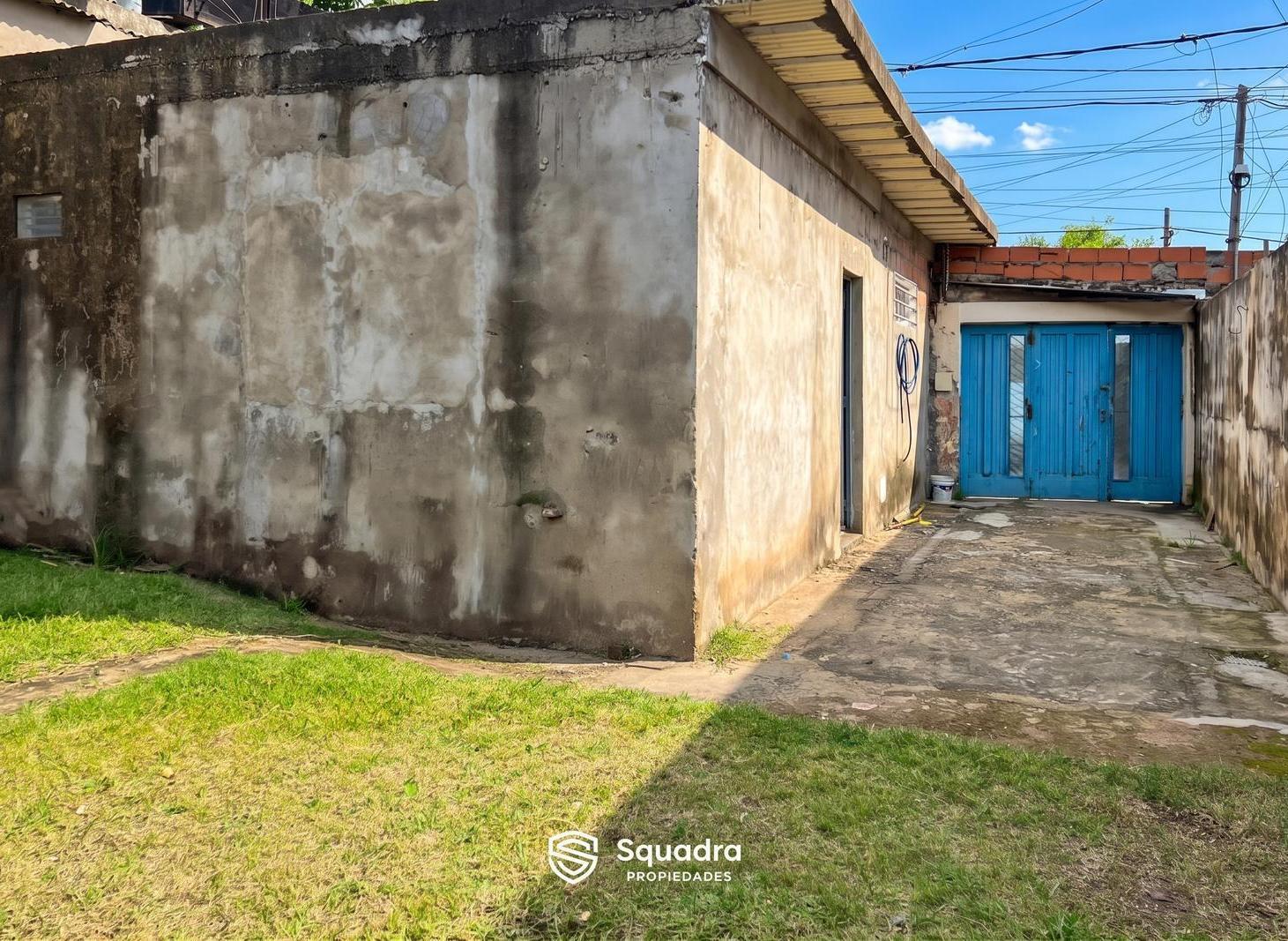 Foto de VENTA - Casa de 1 dormitorio con cochera descubierta y patio - Barrio, imagen 2