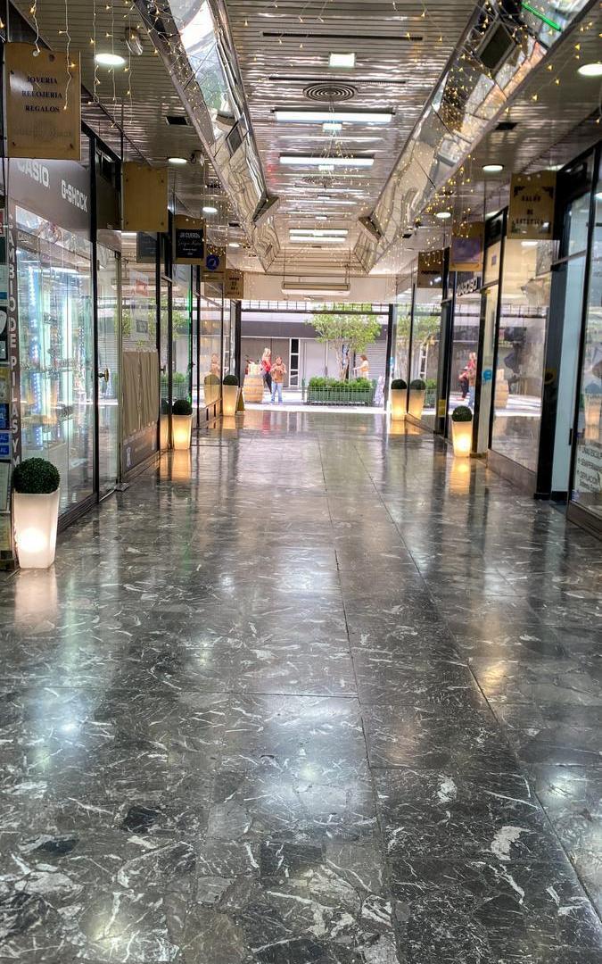 Foto de Venta de Local Calle Florida ,"Galería Colon", deposito u oficina y, imagen 4