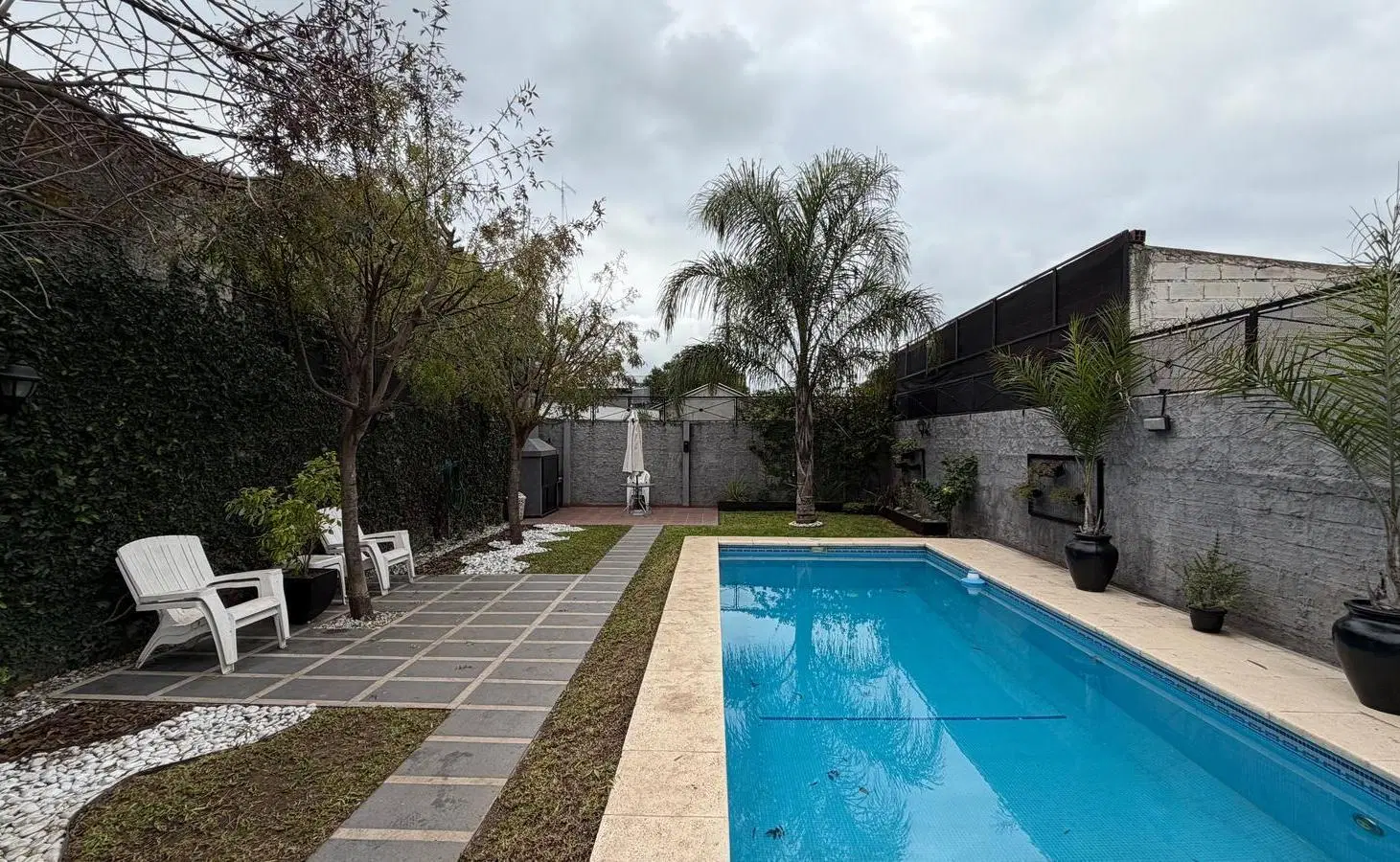 Increible Casa en Jose Clemente Paz con Pileta 4