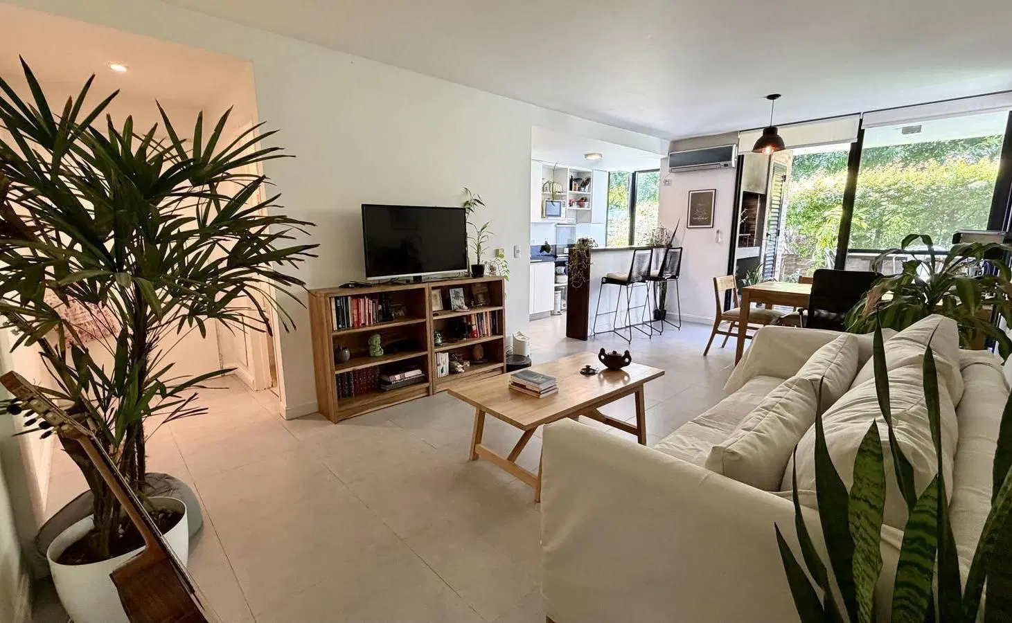 Excelente departamento con Jardín - Pasionaria San Isidro - 2 ambientes - cochera doble y baulera - 5