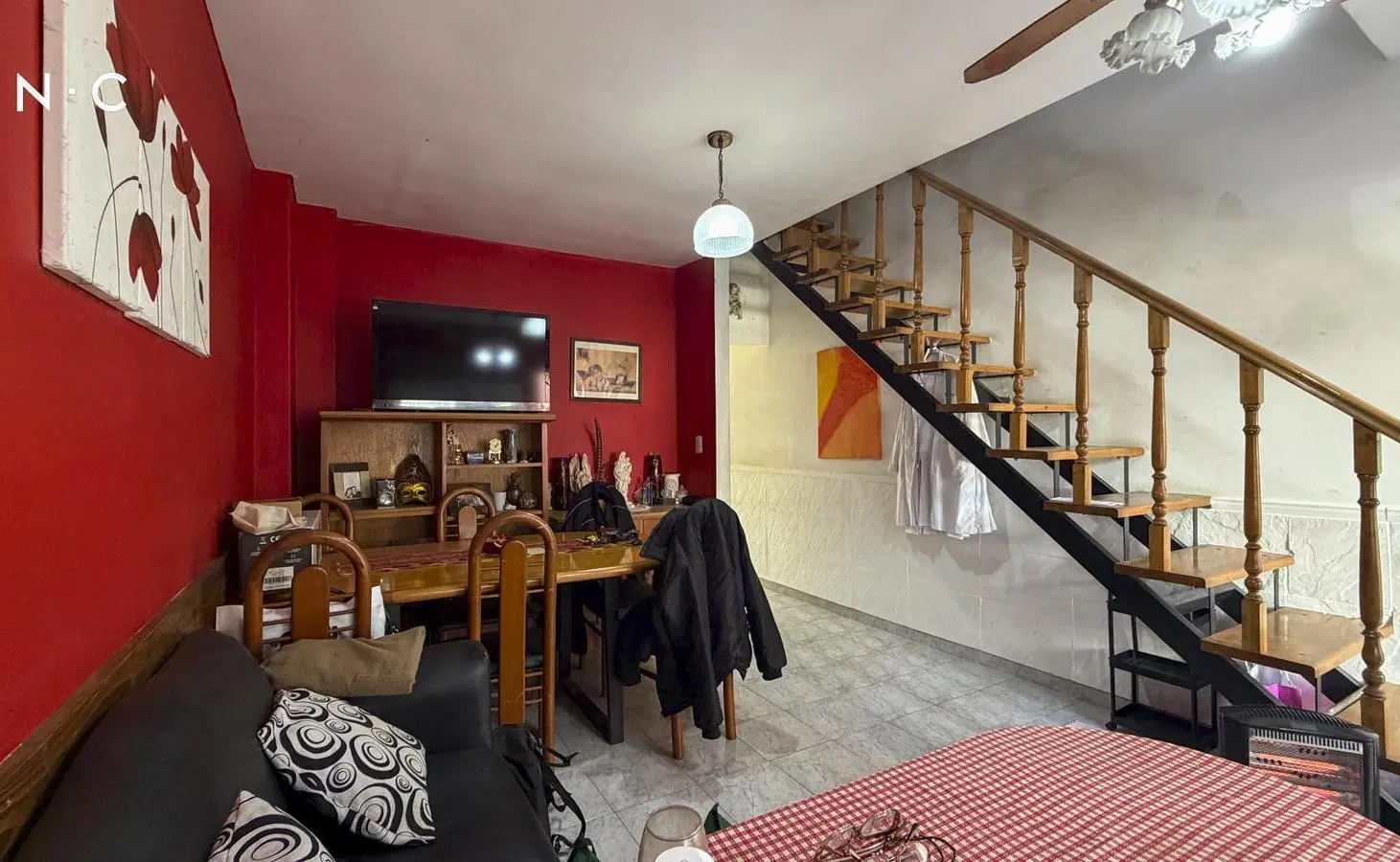 Venta de Triplex al frente en Carapachay 1