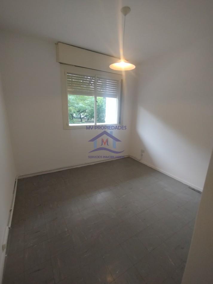 Departamento de 2 Dorm. en Venta Complejo Cerrado 3