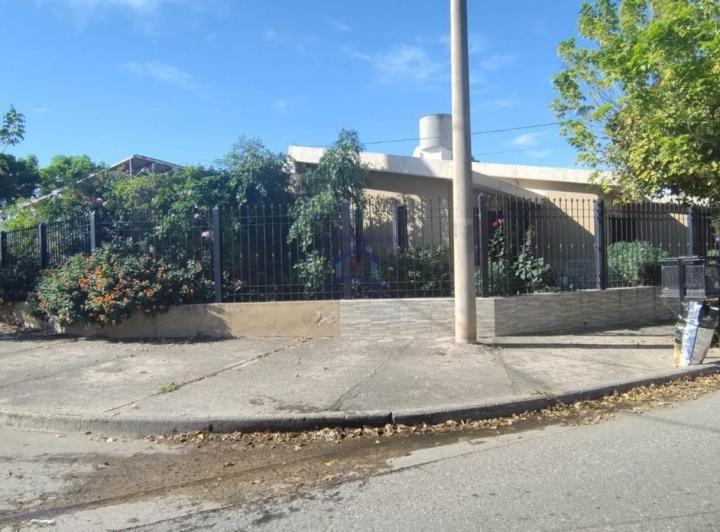 Casa en venta de 3 Dormitorios apta Credito Barrio Jose Ignacio Diaz 2