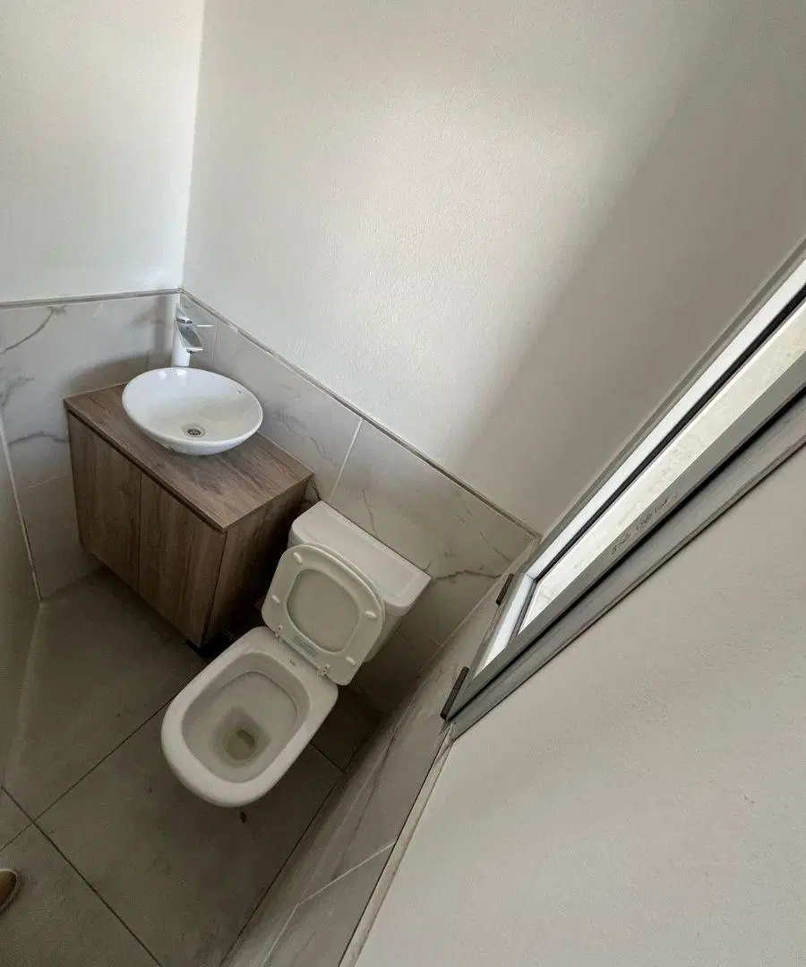 EN VENTA - DOCTA ETAPA 1 - CASA DE DOS DORMITORIOS Y DOS BAÑOS 2