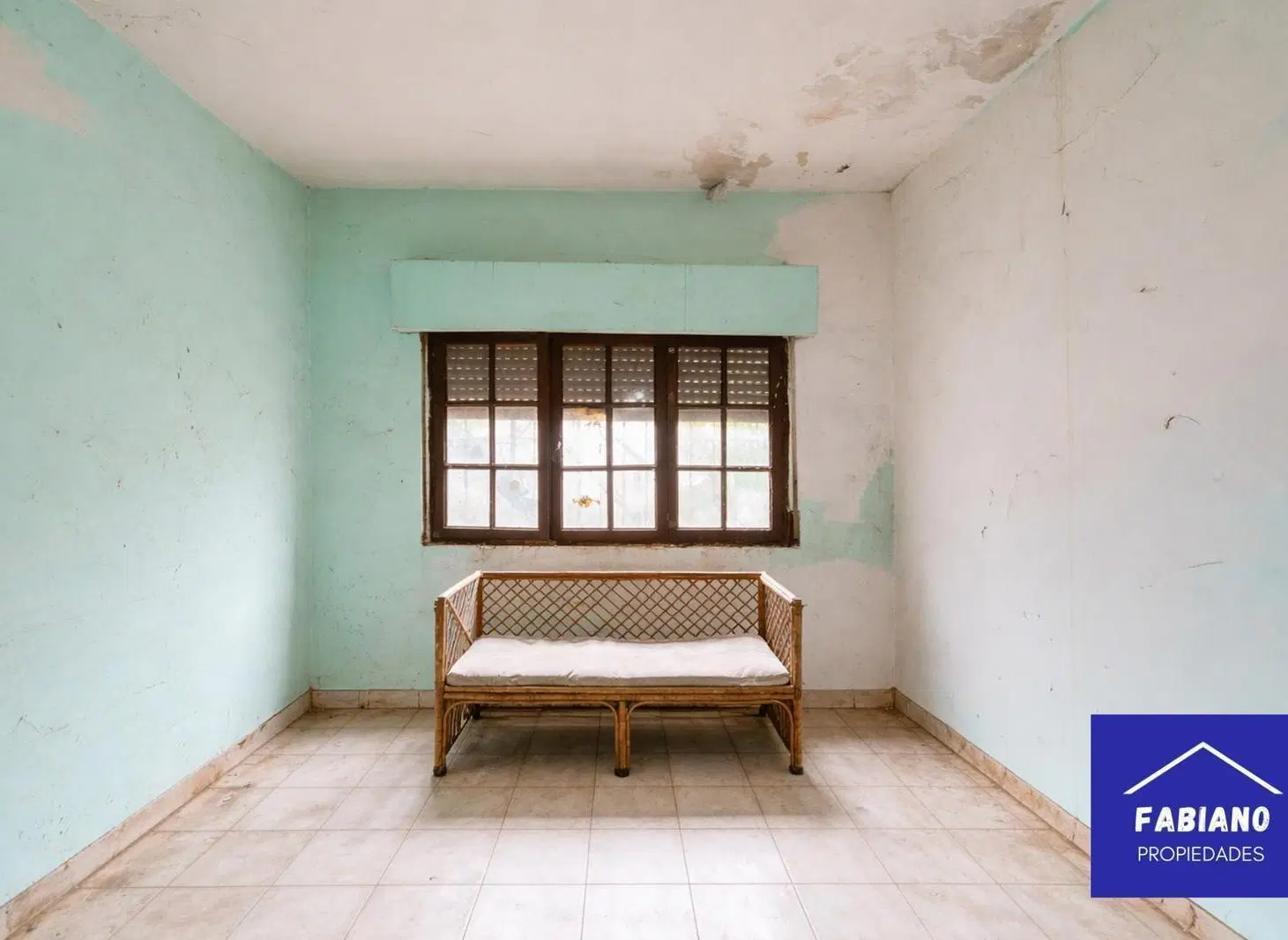 Casa para dos familias con patio y terraza 5