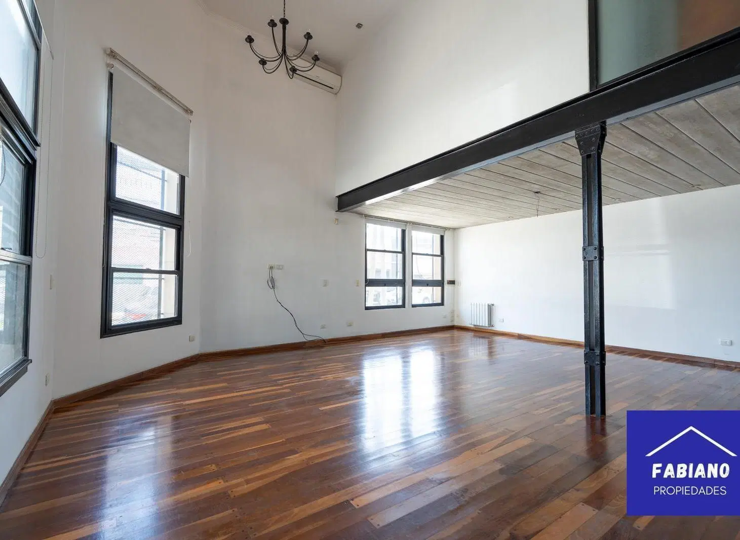APTO CREDITO! CASA RECICLADA, LISTA PARA HABITAR! 2