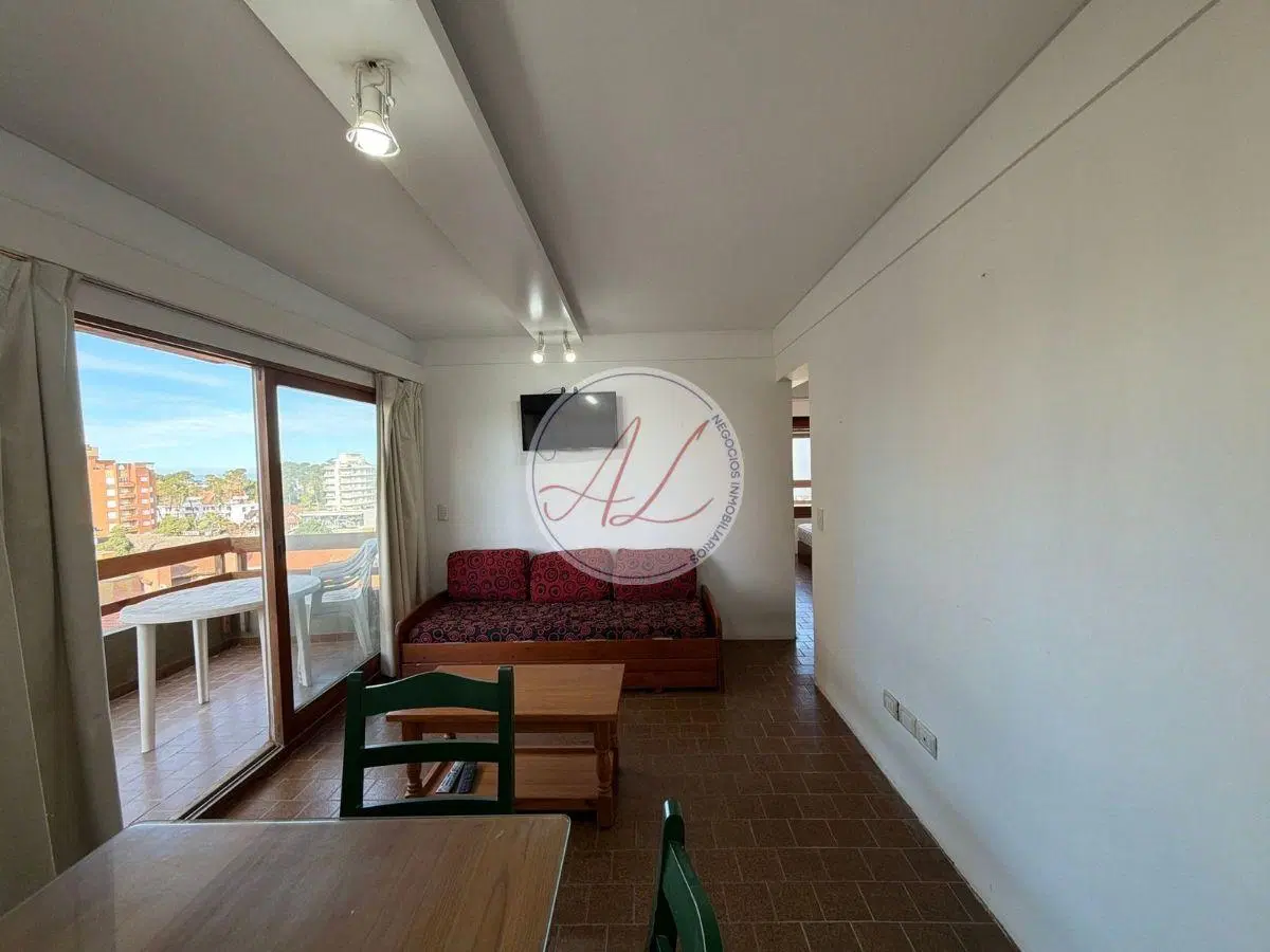 DEPTO 3 AMBIENTES EN EL CENTRO DE PINAMAR 2