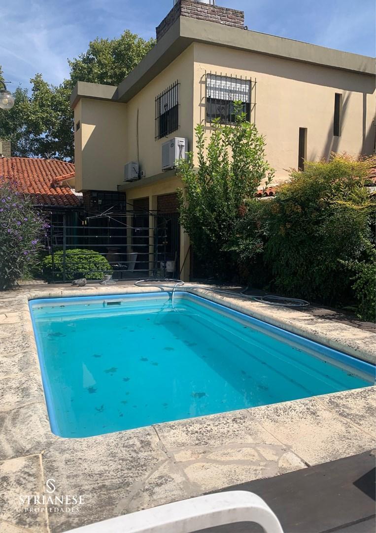 Casa Chalet en Venta en Temperley, Lomas de Zamora, G.B.A. Zona Sur
