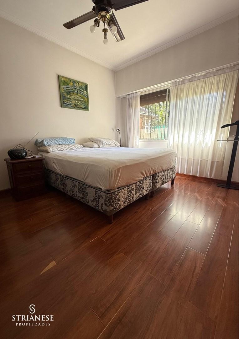 Chalet Adrogué, Almirante Brown, G.B.A. Zona Sur