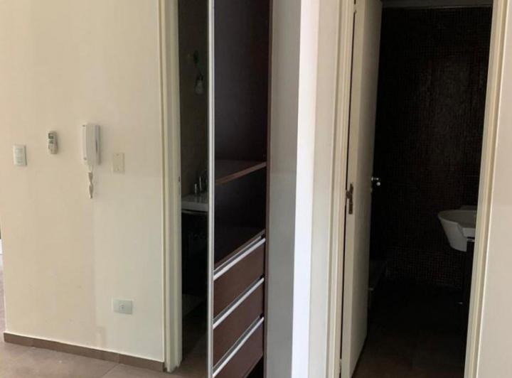 Departamento Monoambiente  en Alquiler en Lomas de Zamora, G.B.A. Zona Sur, Argentina 3