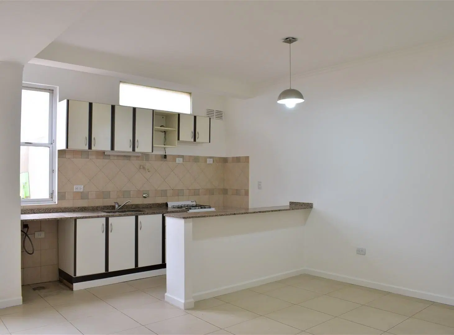 Departamento  en Alquiler en Jose Mármol, Almirante Brown, G.B.A. Zona Sur 2