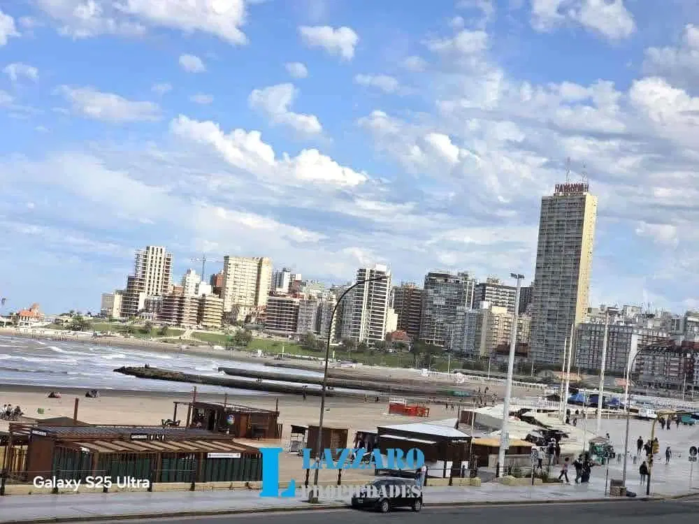 Departamento en venta 2 ambientes con dependencia con vista al mar centro Mar Del Plata 1