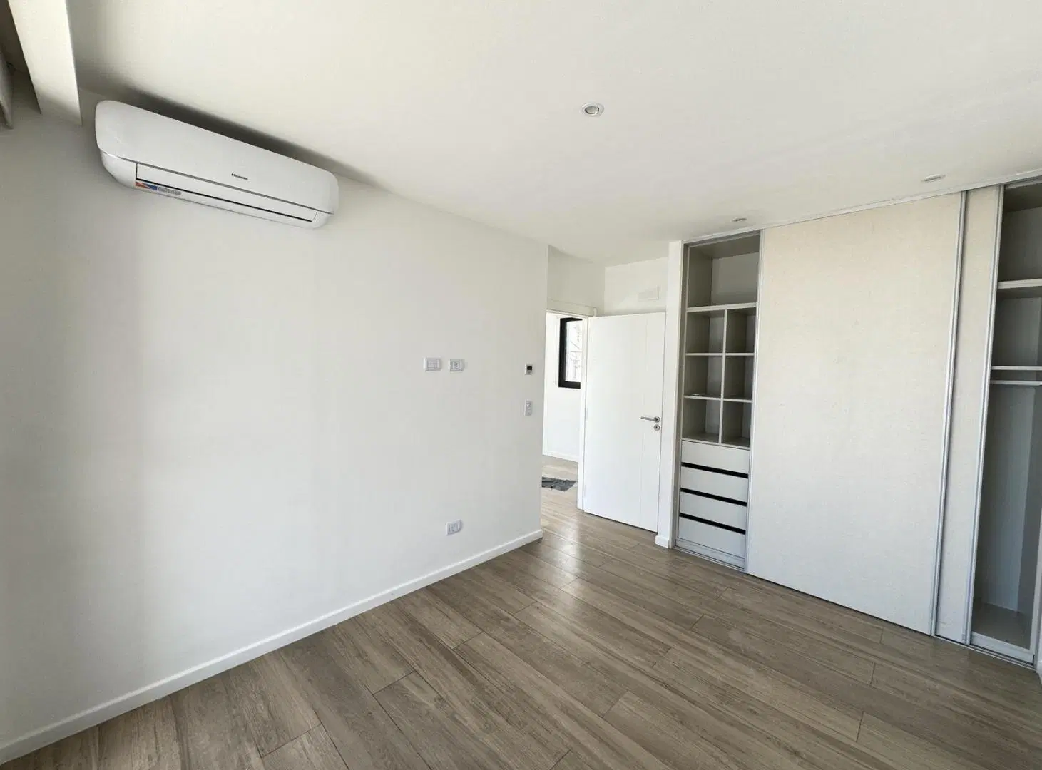 Departamento en venta 3 ambientes con balcón terraza Mar Del Plata 4