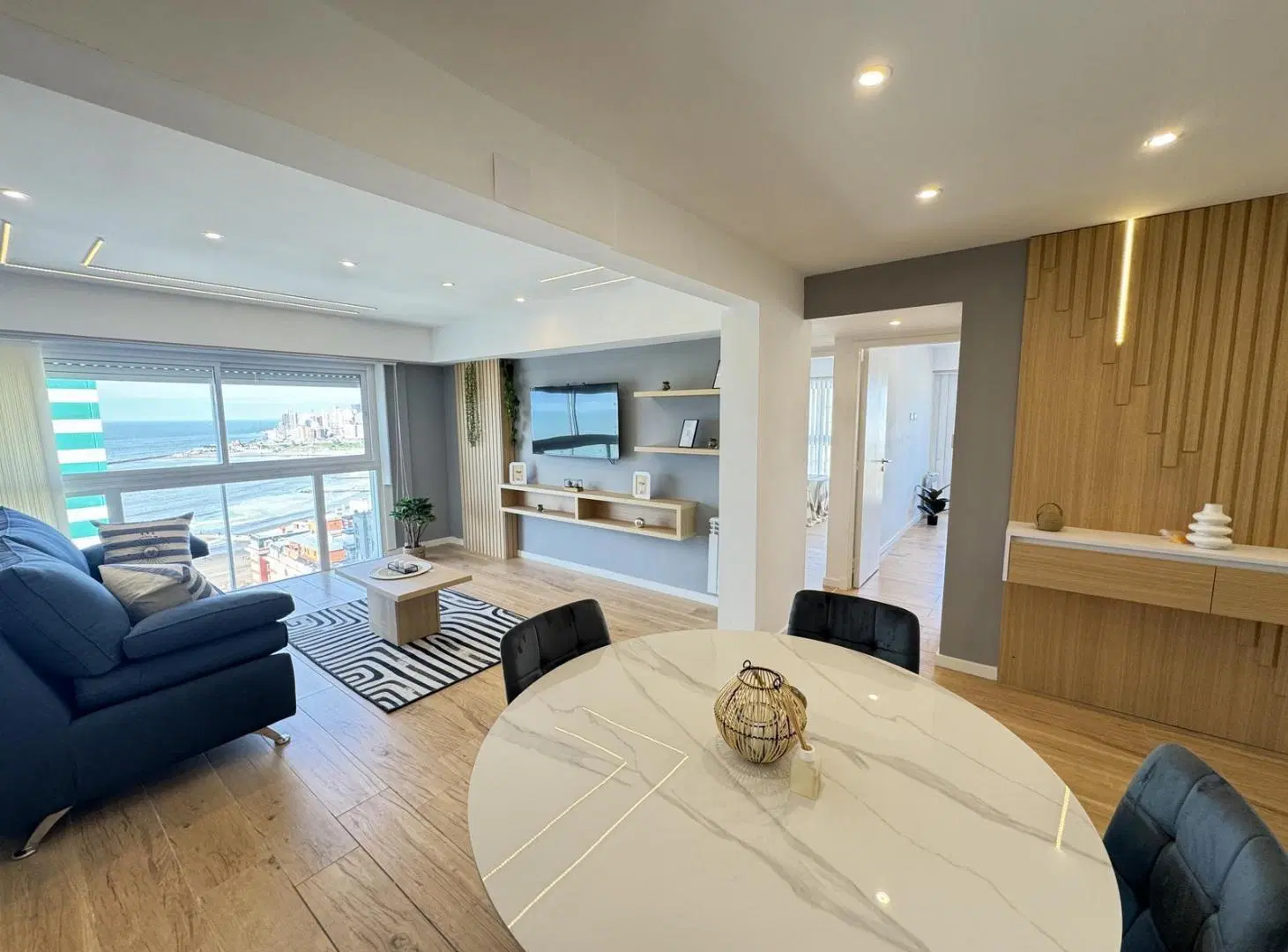 Departamento en venta 3 ambientes con vista al mar centro Mar Del Plata 2