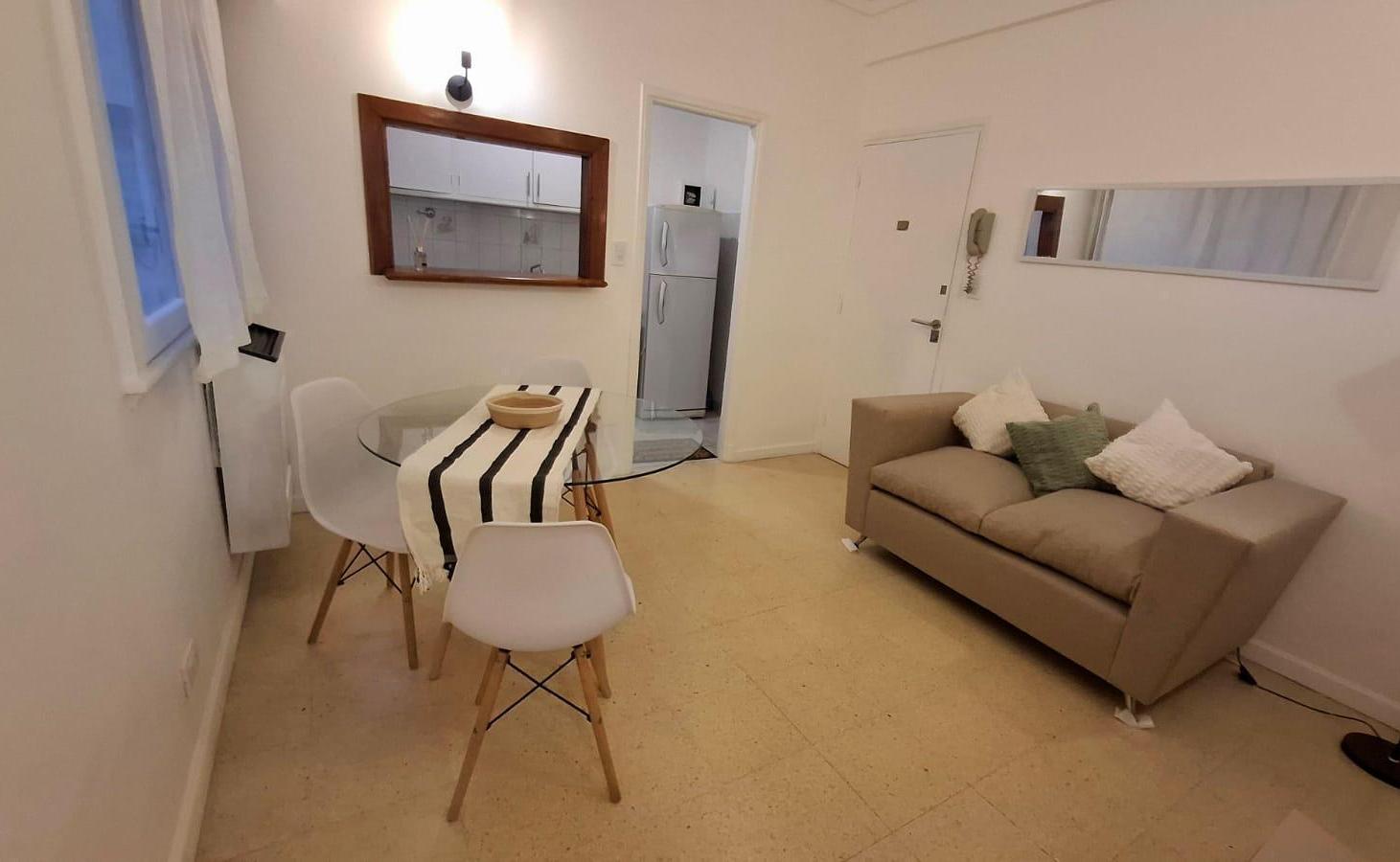 Foto de Departamento en venta 2 ambientes centro Mar Del Plata, imagen 1