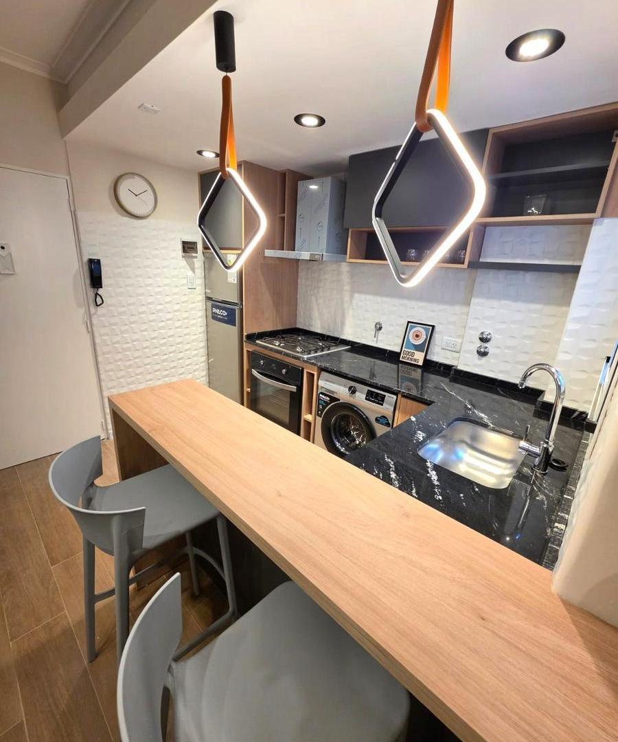 Foto de Departamento en venta 2 ambientes macrocentro Mar Del Plata, imagen 1