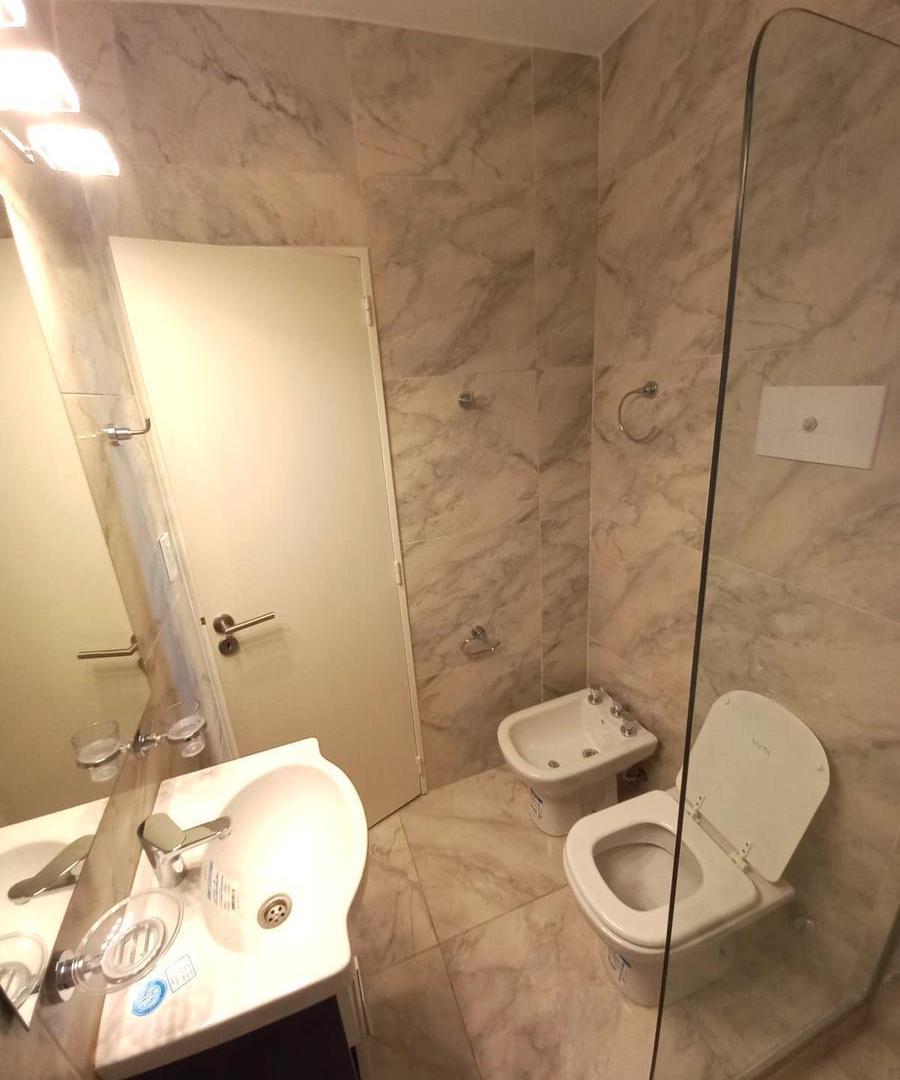 Foto de Departamento en venta 2 ambientes externo centro Mar Del Plata, imagen 4