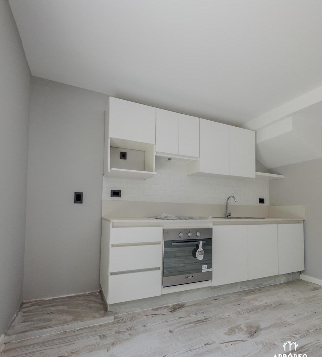 PH en Duplex de 3 Amb con Parrilla, Pileta y Cochera en Costa del Este 1