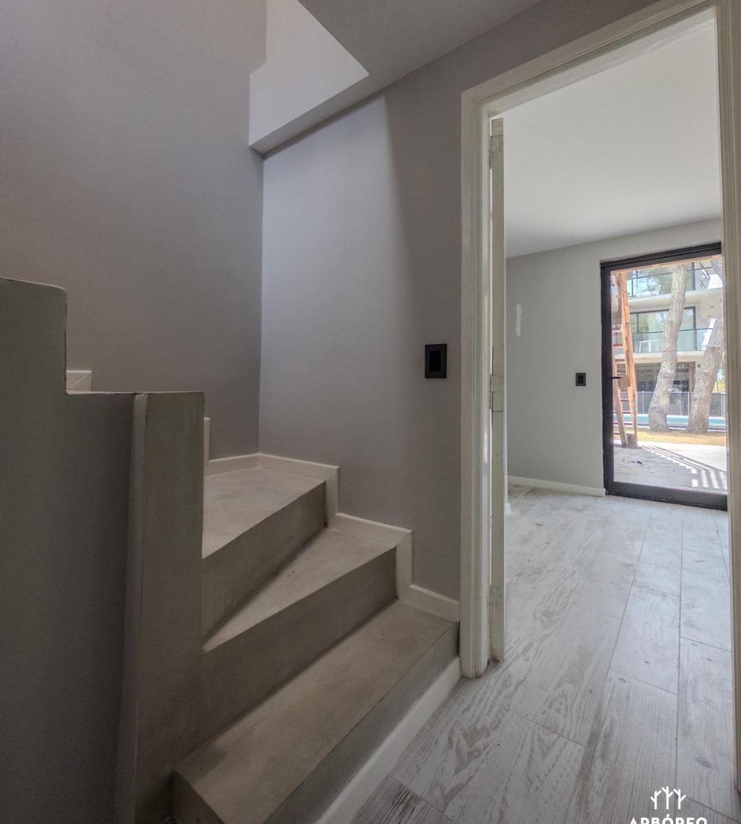 PH en Duplex de 3 Amb con Parrilla, Pileta y Cochera en Costa del Este 4