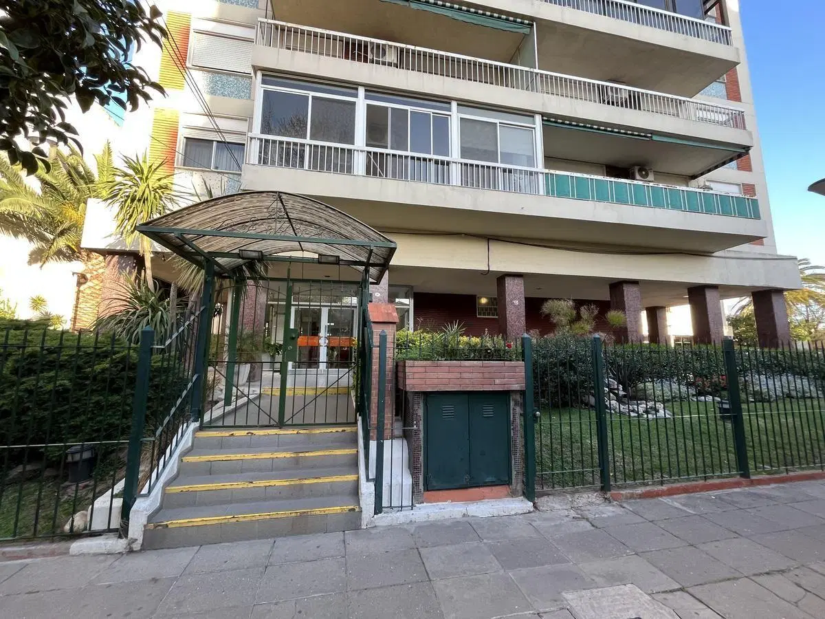 Hermoso Departamento de 4 ambientes 1
