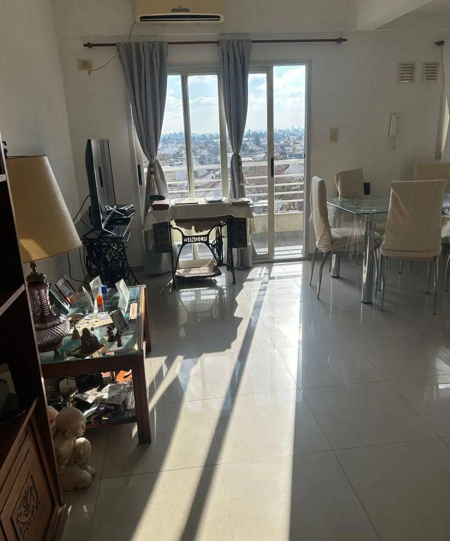 Departamento de 60 m² con 2 dormitorios en venta en Wilde 1
