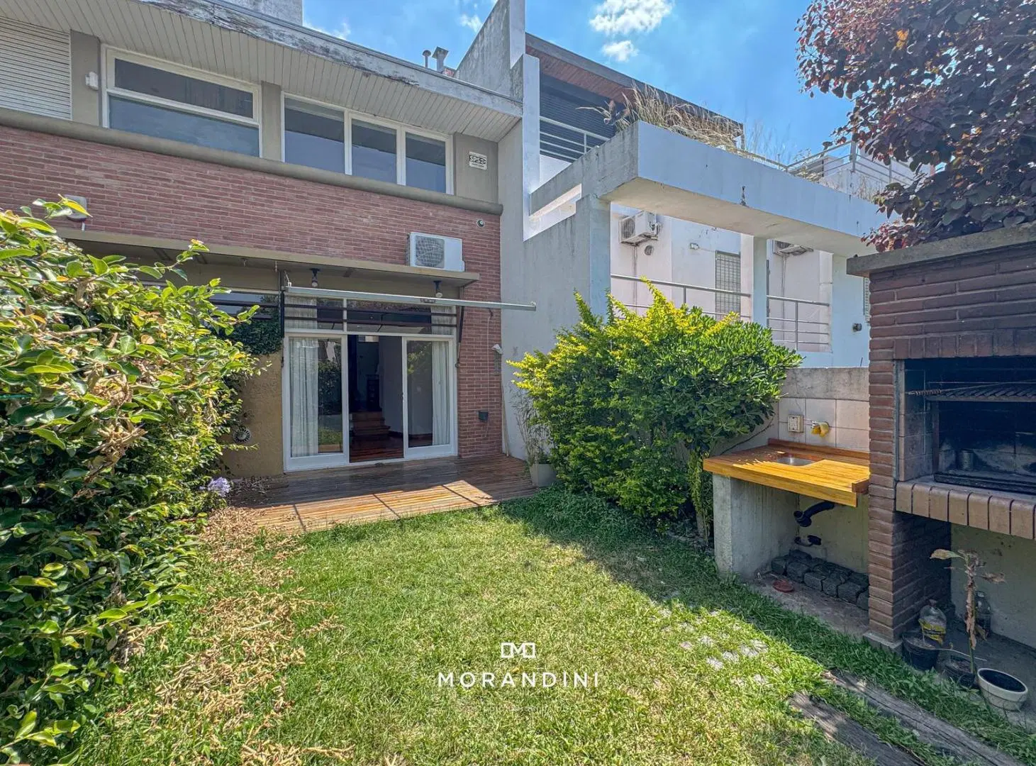 Triplex - 4 amb - cochera · Jardín · Parrilla · Villa Devoto 2