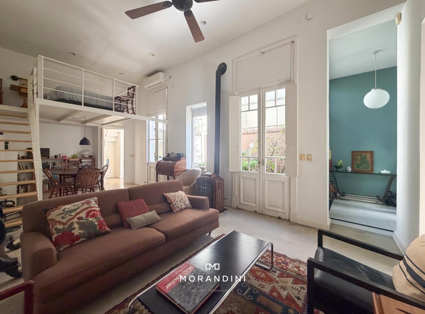 Foto de Casa antigua reciclada en Colegiales, con patio, terraza, parrilla y, imagen 1