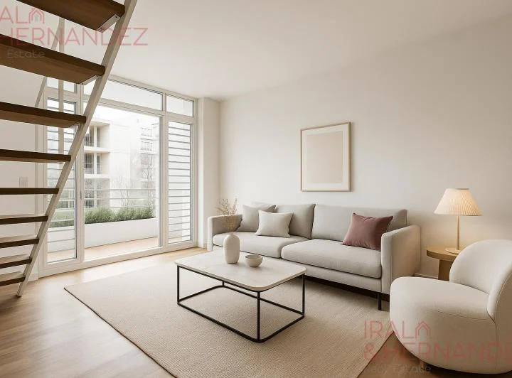 Venta Departamento Triplex de dos dormitorios con terraza y cochera en  Coghlan 4