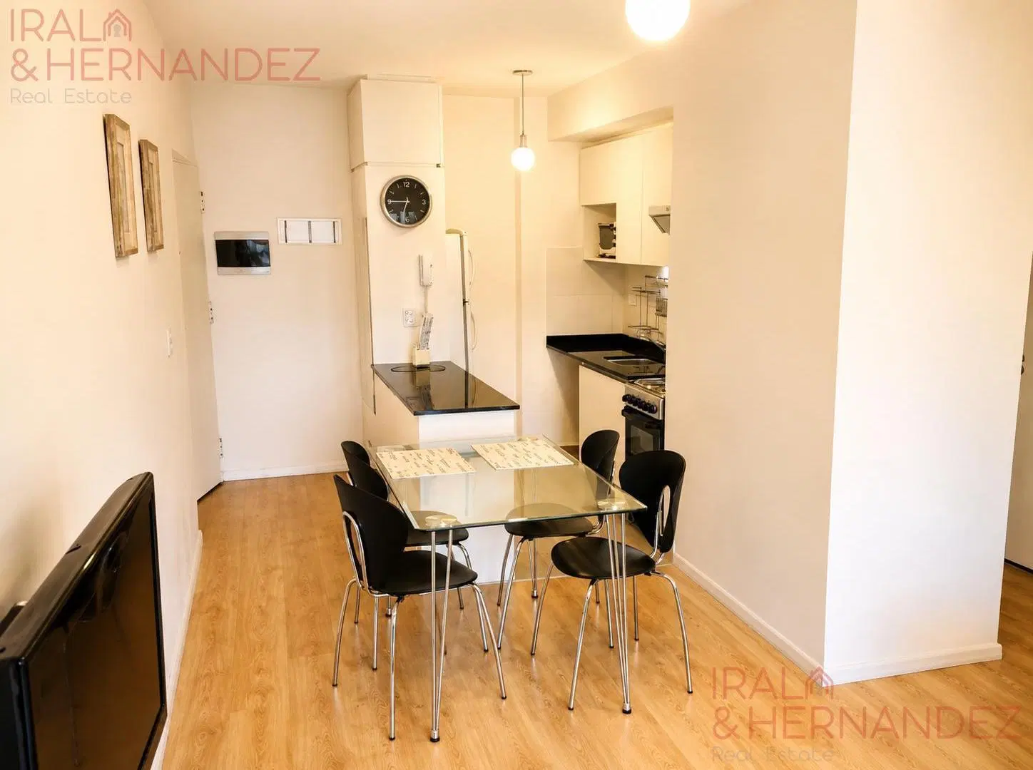 Venta amplio departamento monoambiente en Villa Urquiza con cochera 4
