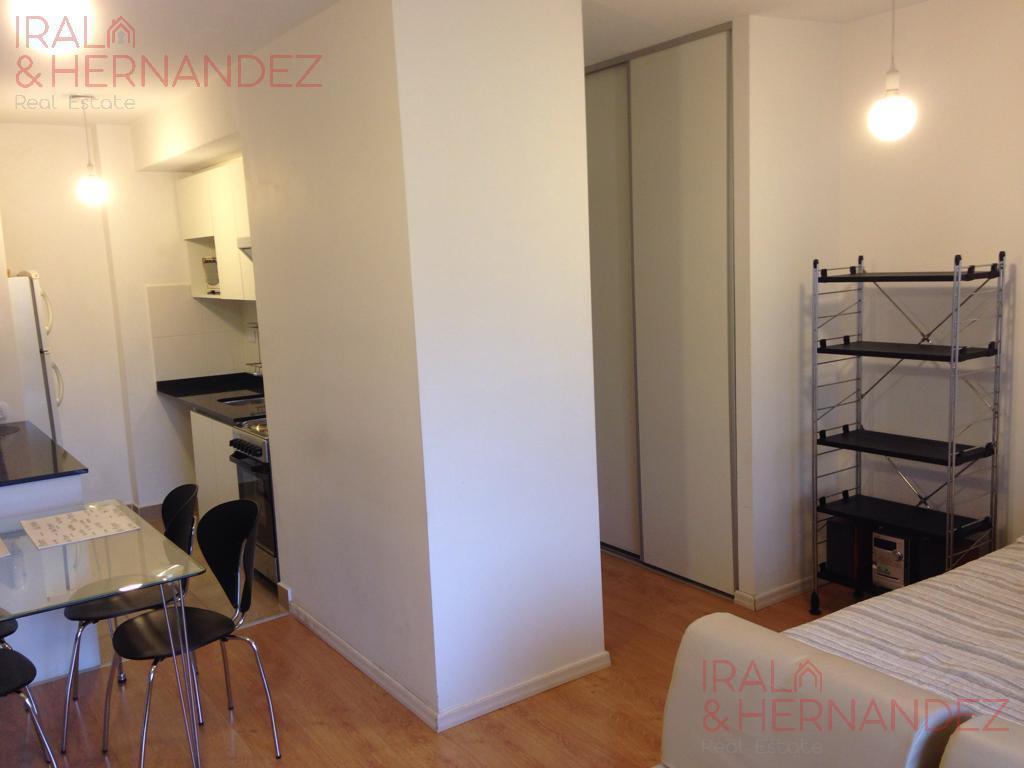 Foto de Venta amplio departamento monoambiente en Villa Urquiza con cochera, imagen 3