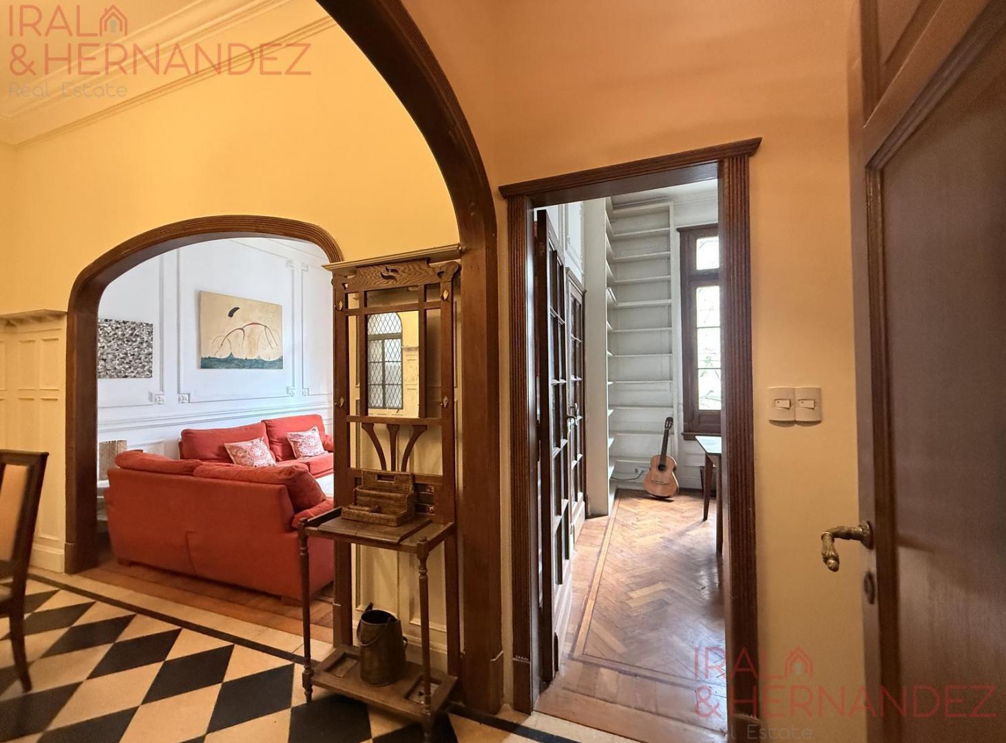 Foto de Alquiler PH 6 ambientes con Terraza Propia - Recoleta, imagen 1