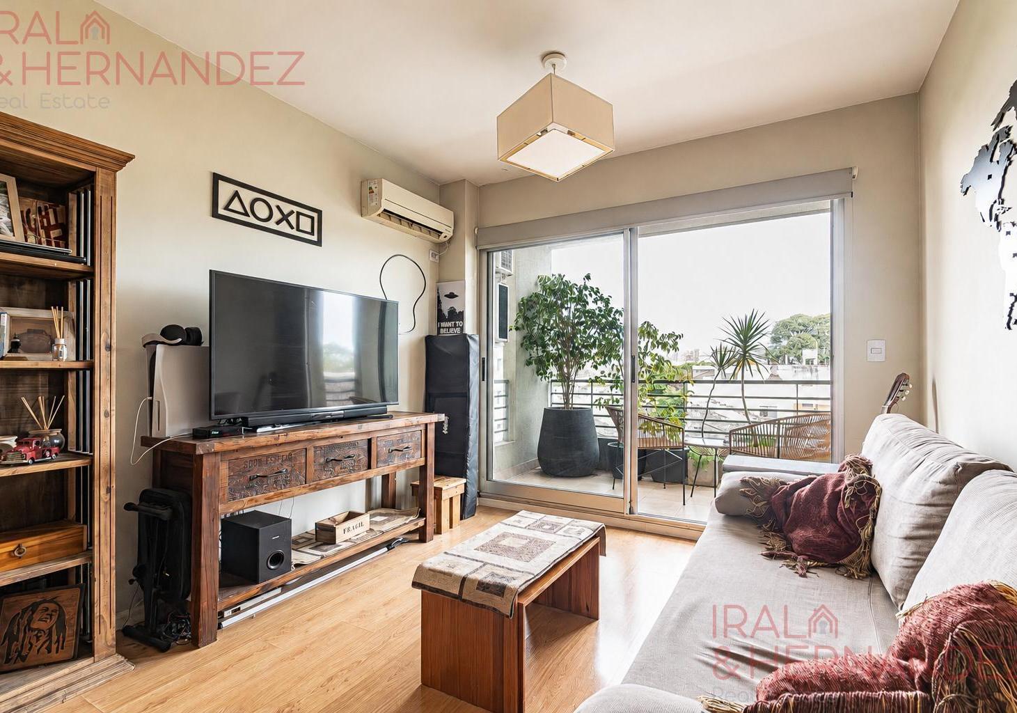 Foto de Venta departamento de 2 ambientes en complejo con Amenities - Villa, imagen 1