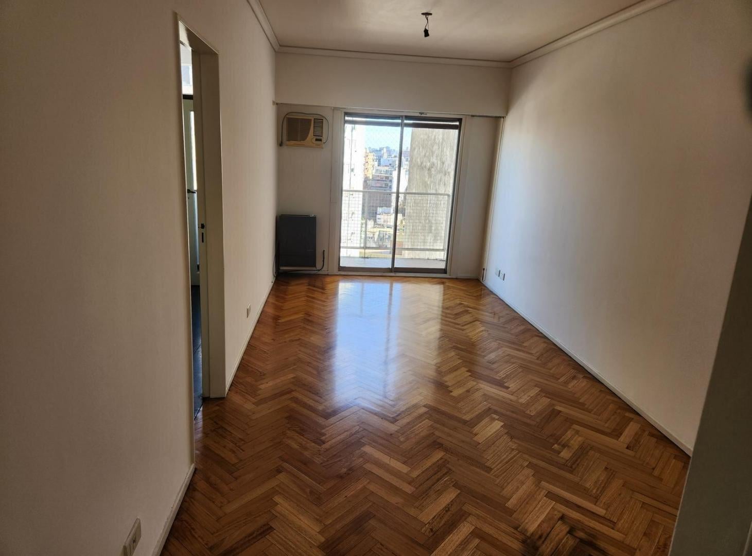 Foto de Alquiler departamento de 2 ambientes con balcon en Almagro, imagen 1