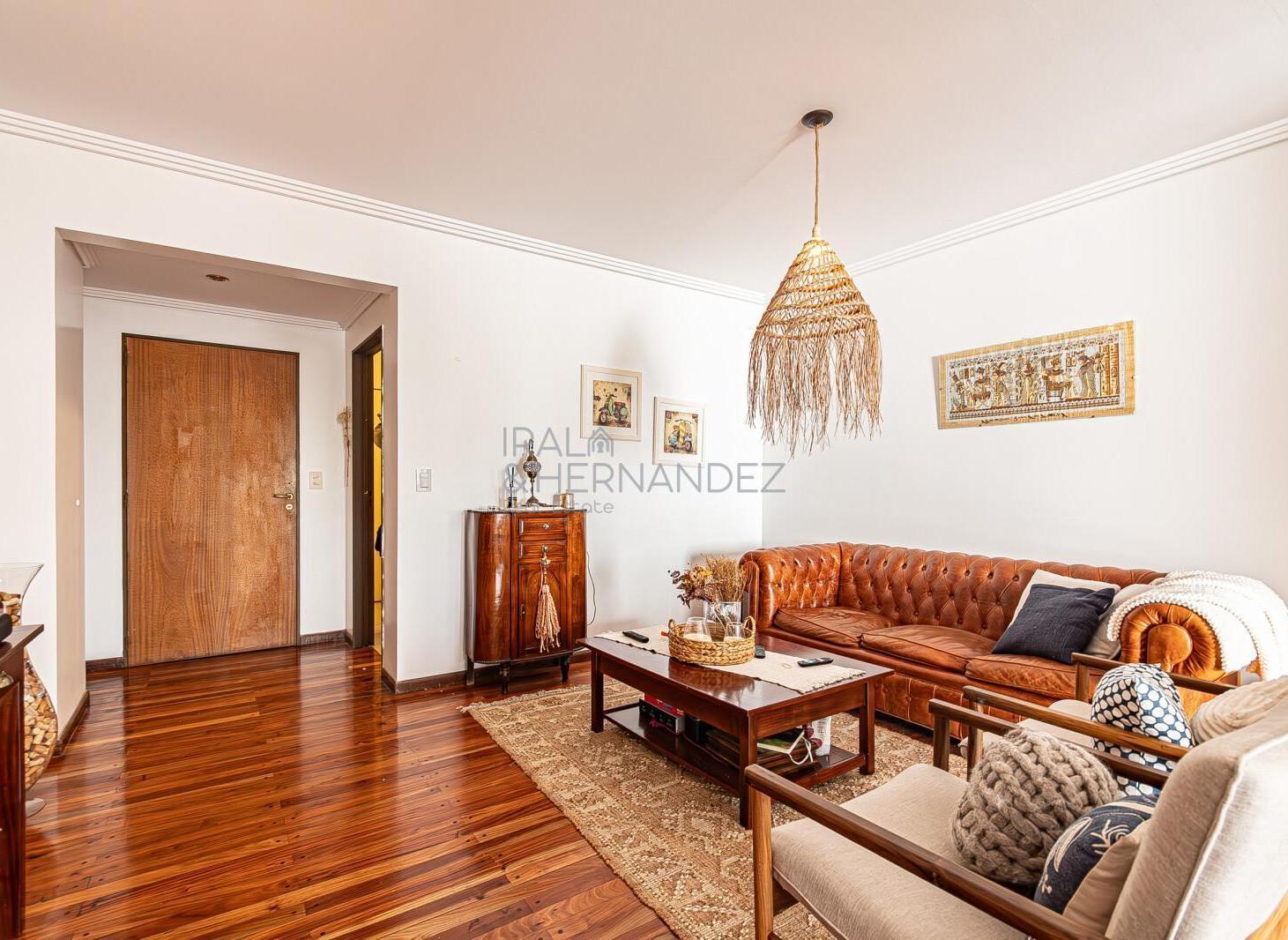 Foto de Semipiso 4 ambientes, en Av. Cabildo al 600 - Venta, imagen 4