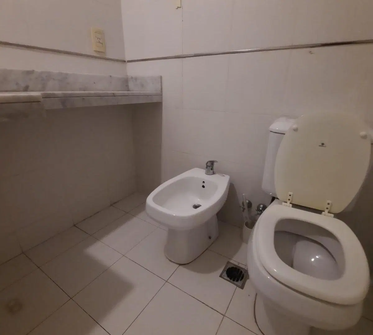 Departamento alquiler 2 ambientes. Suite. Toilete. Balcon 4