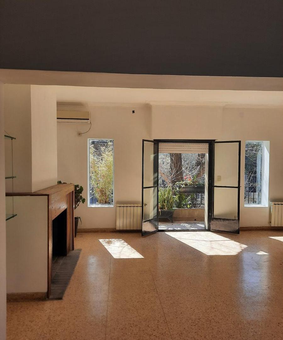 Foto de PH en alquiler Villa Crespo . Lindisimo, comodo, super luminoso, imagen 2