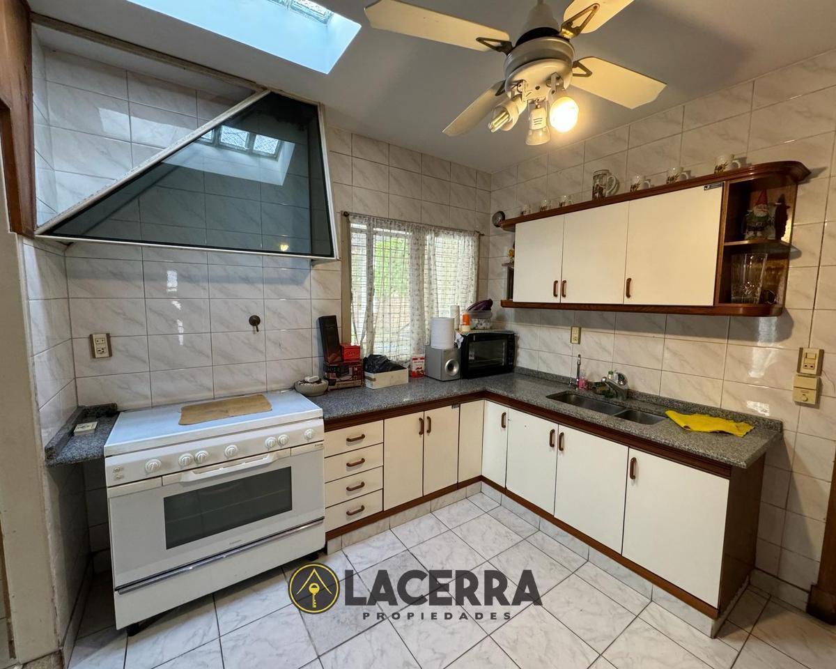 Casa en Venta 4 Amb en Zona San Andres, Villa Maipu 1