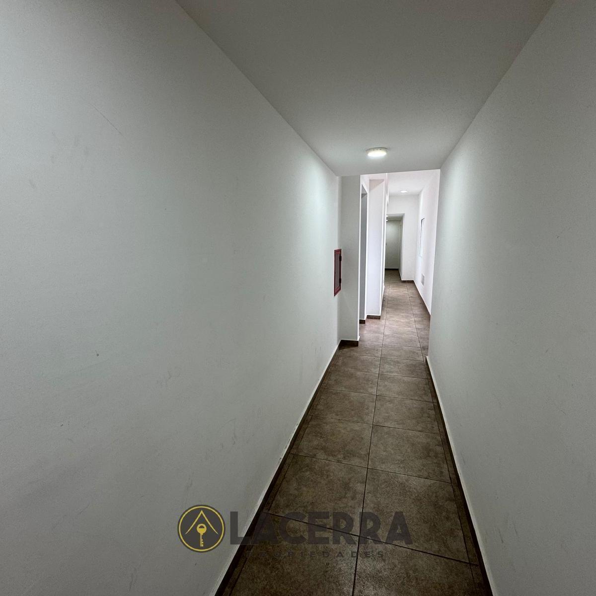 Departamento 2 Amb en Venta en General San Martin 4
