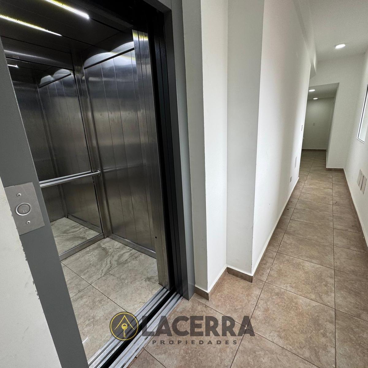 Departamento 2 Amb en Venta en General San Martin 3