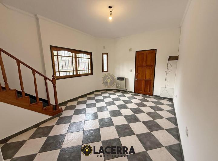 Duplex en alquiler en carapachay 5
